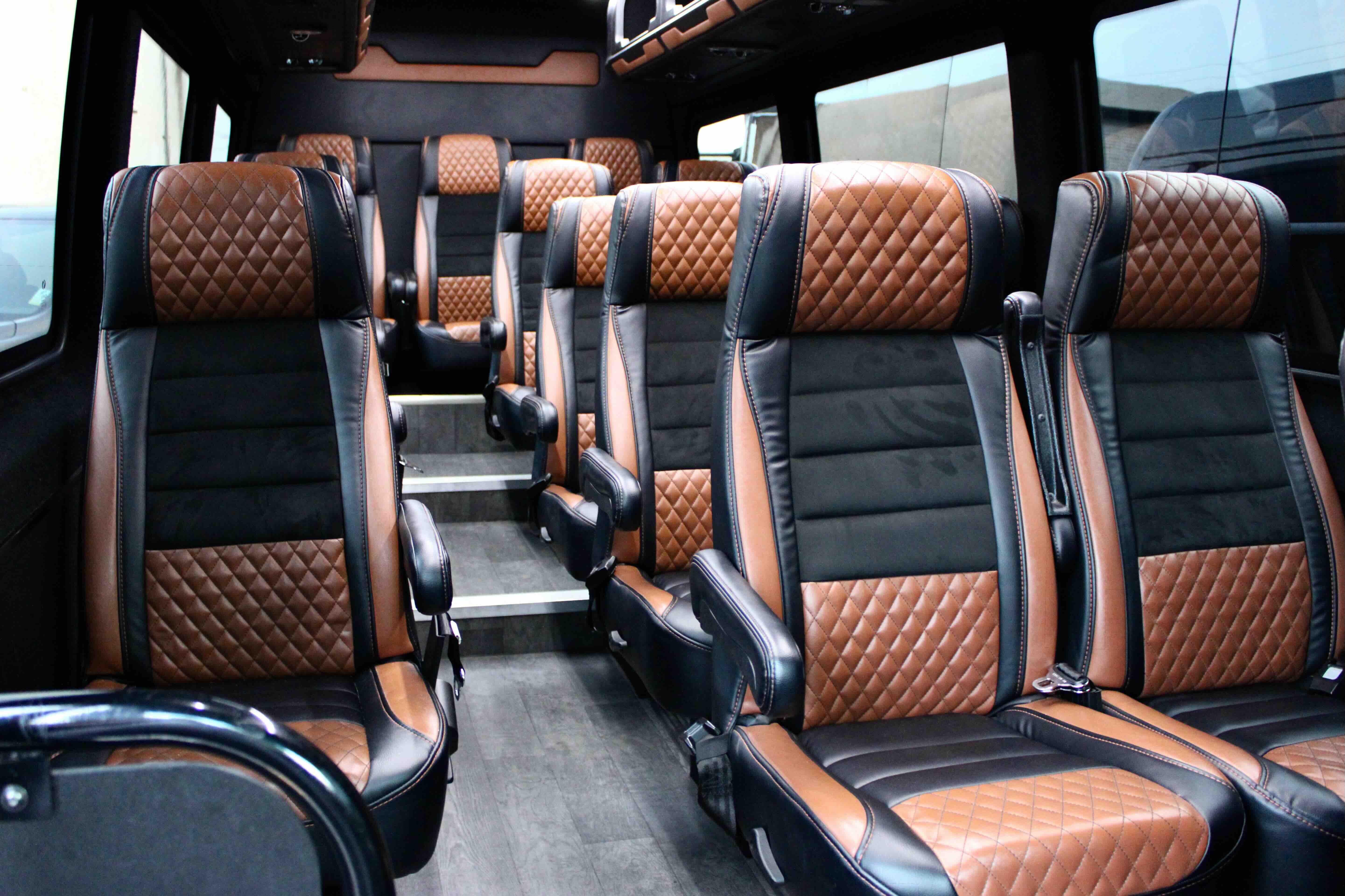 Luxury Sprinter — view 1