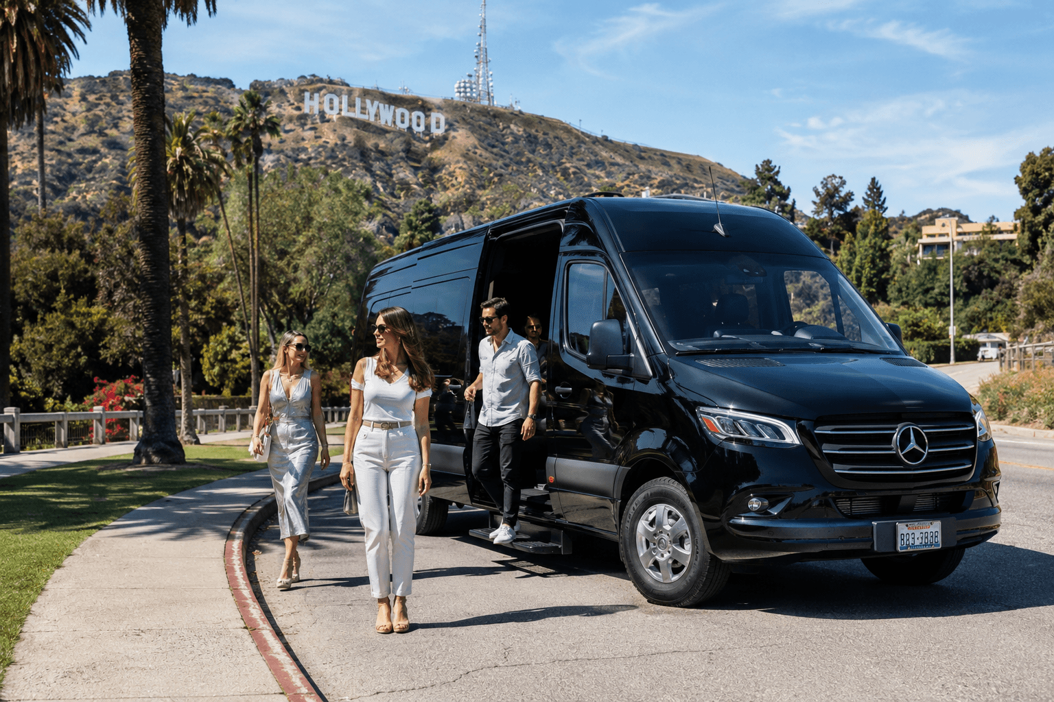 Private city tour of Los Angeles aboard a luxury motorcoach